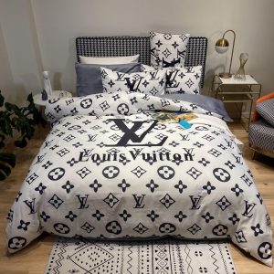 Louis Vuitton Logo Brand Bedding Set Home Decor Bedroom Bedspread Luxury