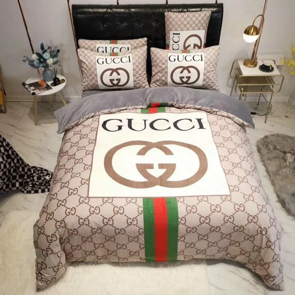 Gucci Beige Logo Brand Bedding Set Home Decor Luxury Bedroom Bedspread