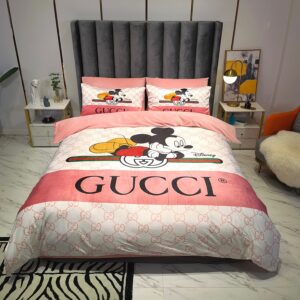 Gucci Logo Brand Bedding Set Luxury Bedspread Bedroom Home Decor