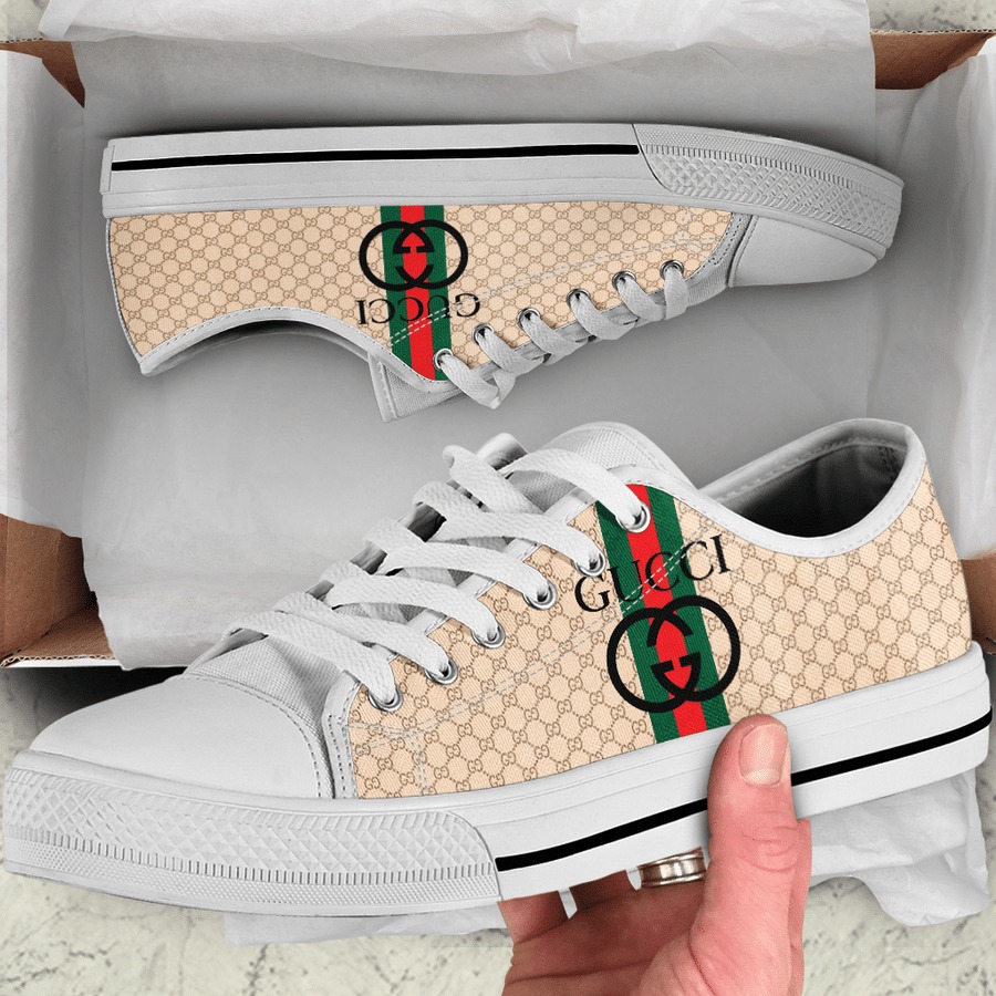 Gucci white low top canvas shoes sneakers
