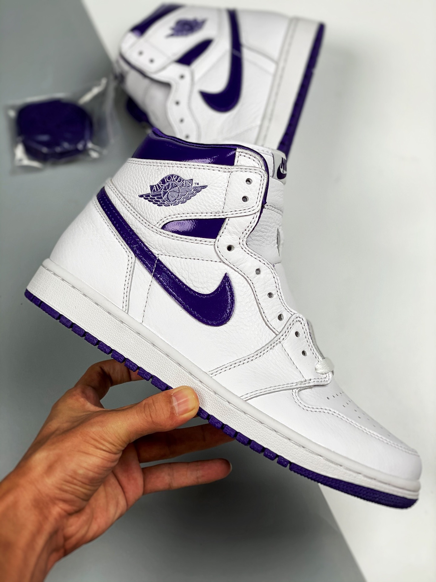 Air Jordan 1 High OG White Court Purple For Sale