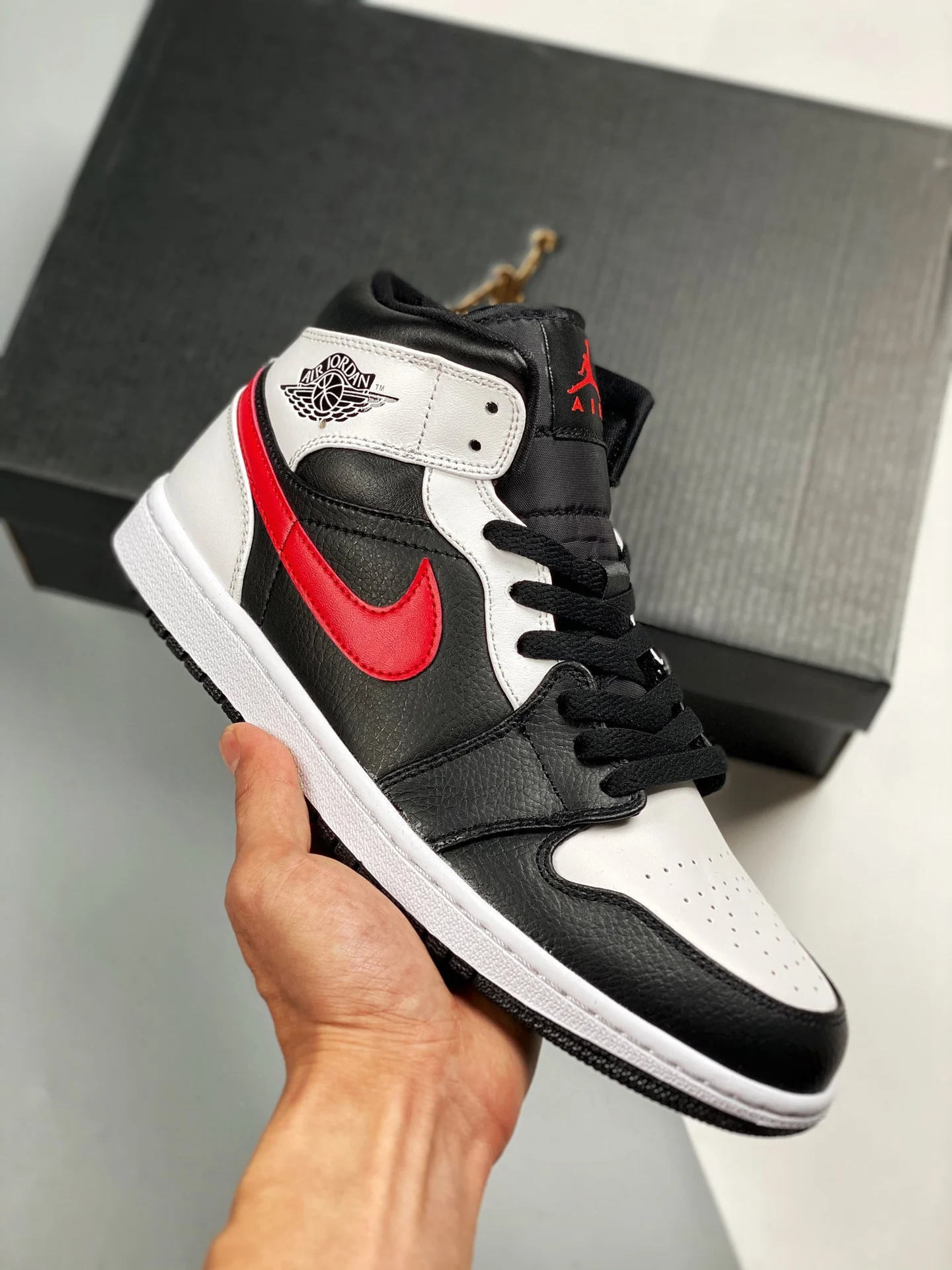 Air Jordan 1 Mid Chicago Black Chile Red-White For Sale