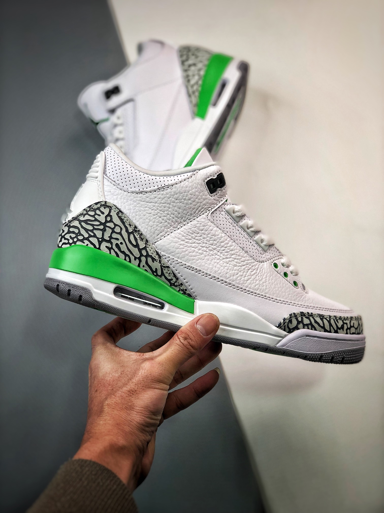 Air Jordan 3 White Lucky Green-Varsity Red-Cement Grey-Sail For Sale