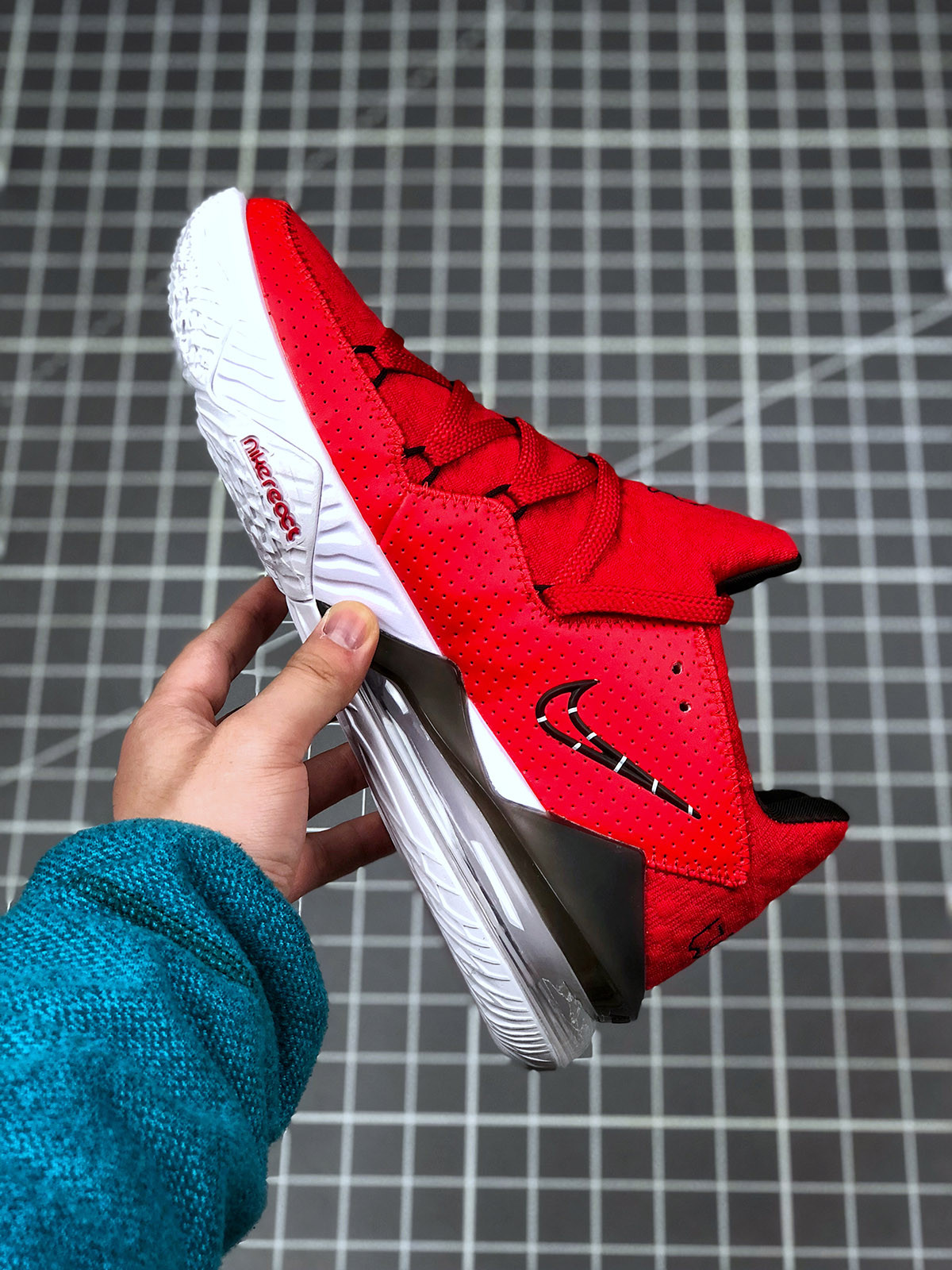 Nike LeBron 17 Low Red Black For Sale