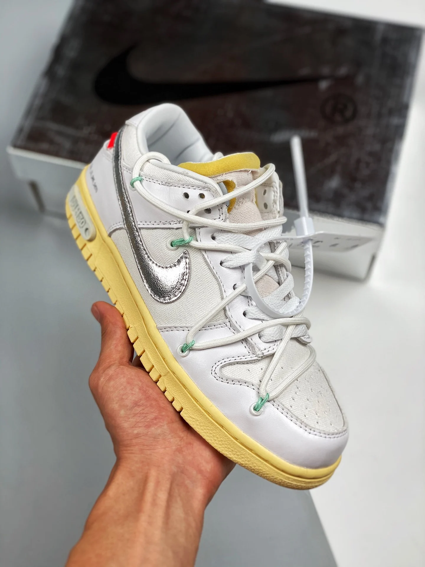 Off-White x Nike Dunk Low 01 of 50 White Silver Gum For Sale