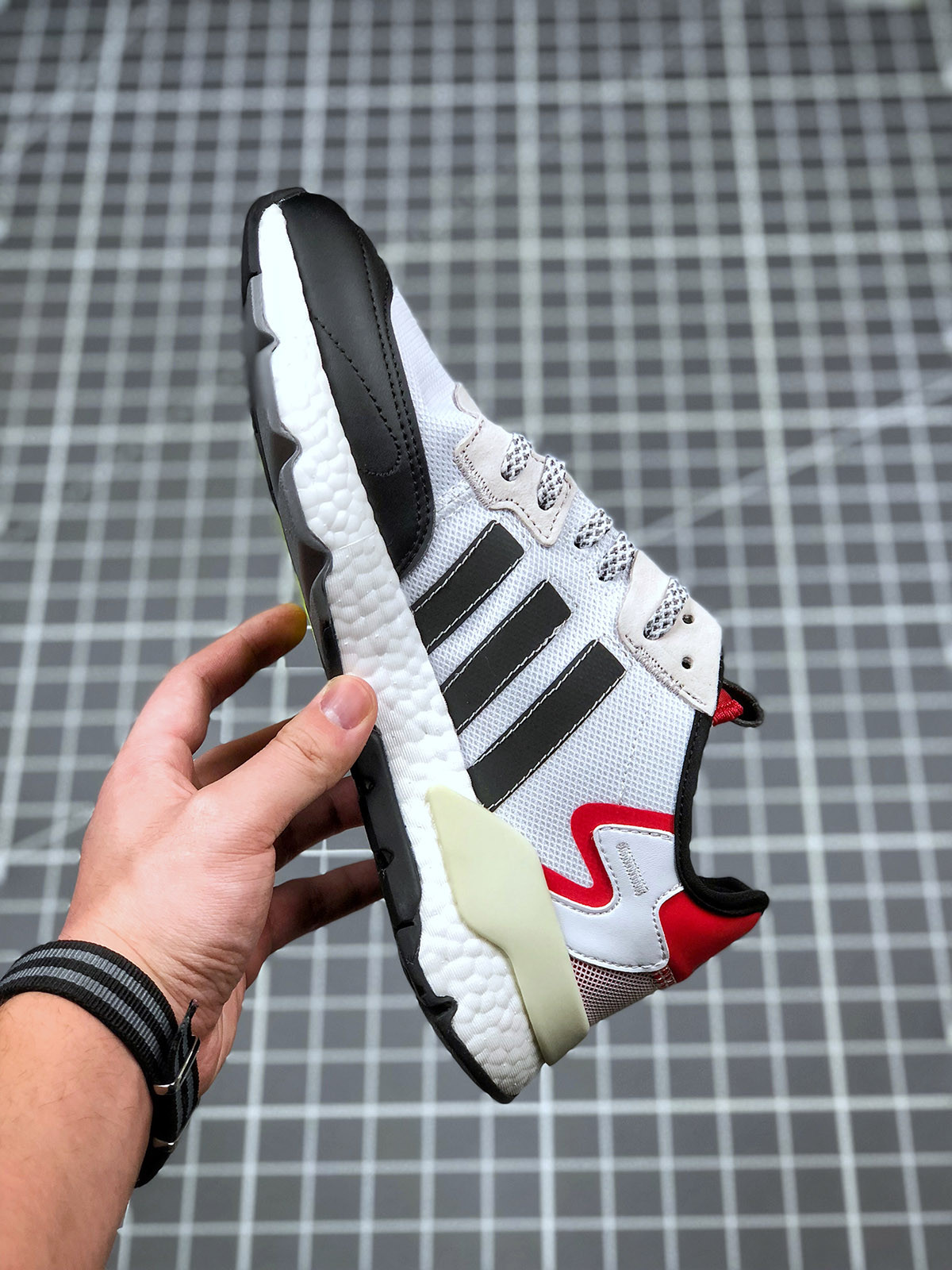 Adidas Nite Jogger Cloud White Core Black Hi-Res Red For Sale
