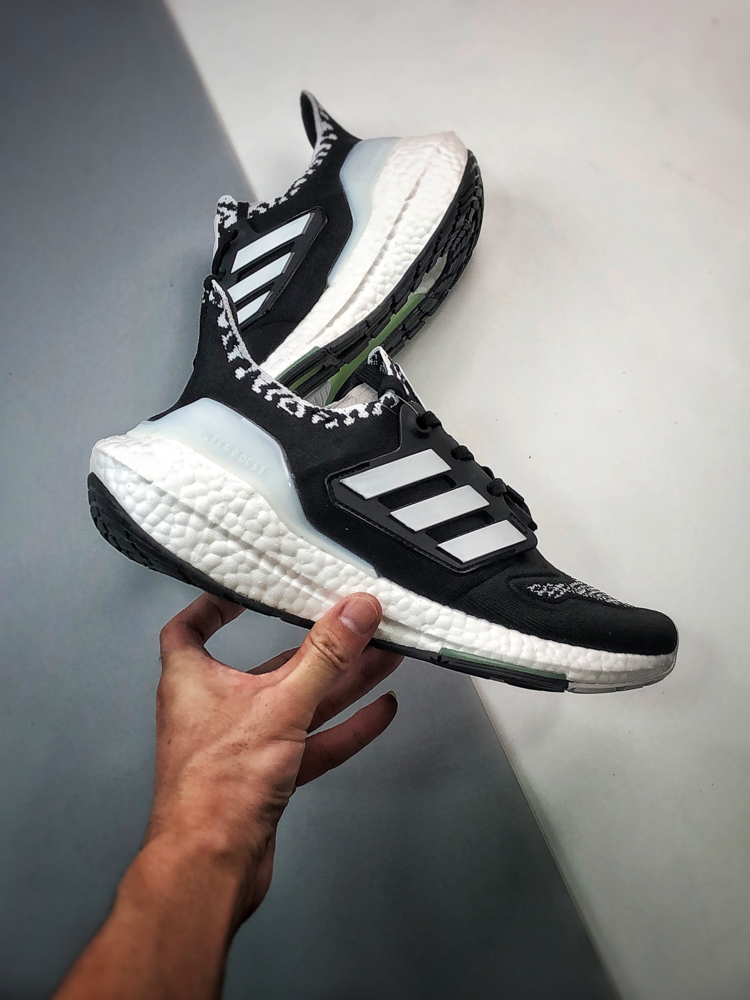 Adidas Ultra Boost 22 Core Black Cloud White Almost Lime For Sale