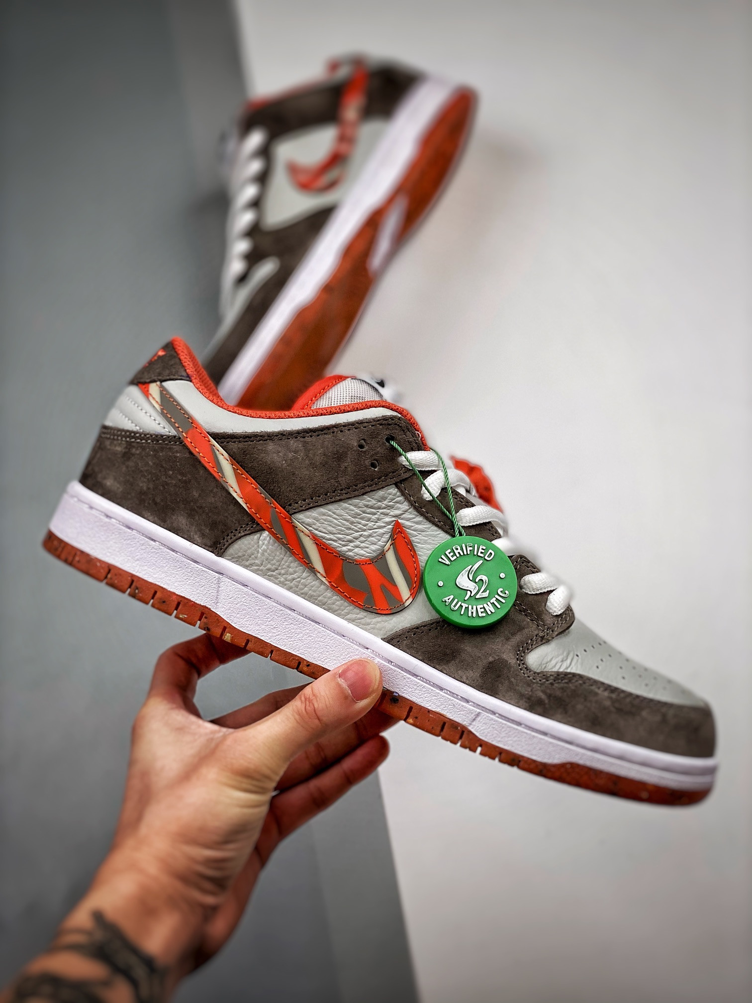 Crushed D.C. X Nike SB Dunk Low White Orange-Brown DH7782-001 For Sale