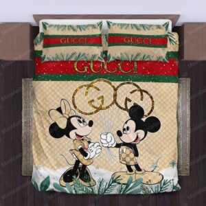 Gucci Couple Disney Mickey Logo Brand Bedding Set Bedspread Home Decor Bedroom Luxury