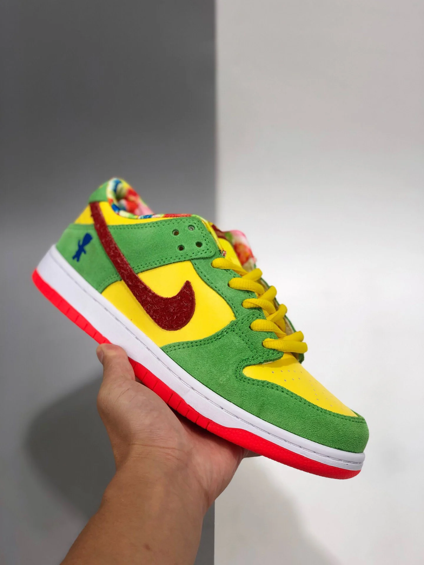 Sour Patch Kids x Nike SB Dunk Low Orange Green Red For Sale
