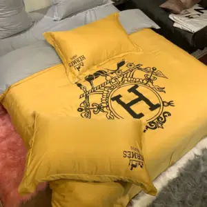 Hermes Paris Yellow Logo Brand Bedding Set Bedspread Home Decor Bedroom Luxury