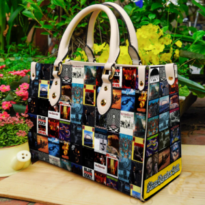 Blue &Atilde;&ndash;yster Cult Women Leather Hand Bag